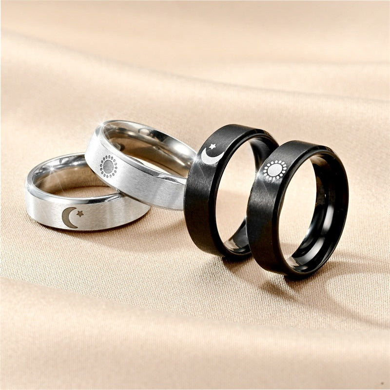 Herren Ring mit symbolischem Stern- und Mondmotiv Shop Nory