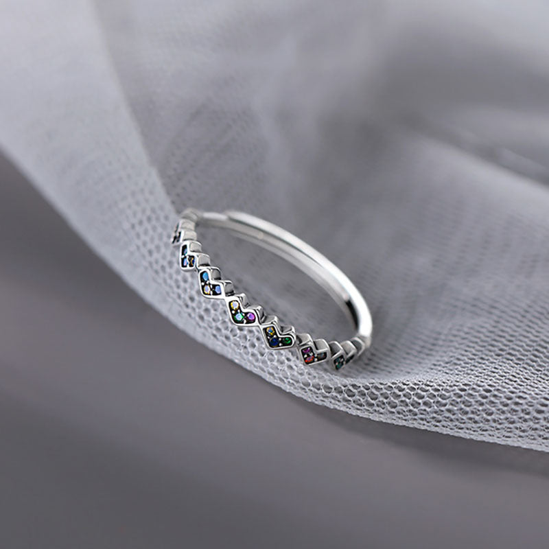 Damen filigraner Ring mit farbigen Herzmotiven Shop Nory