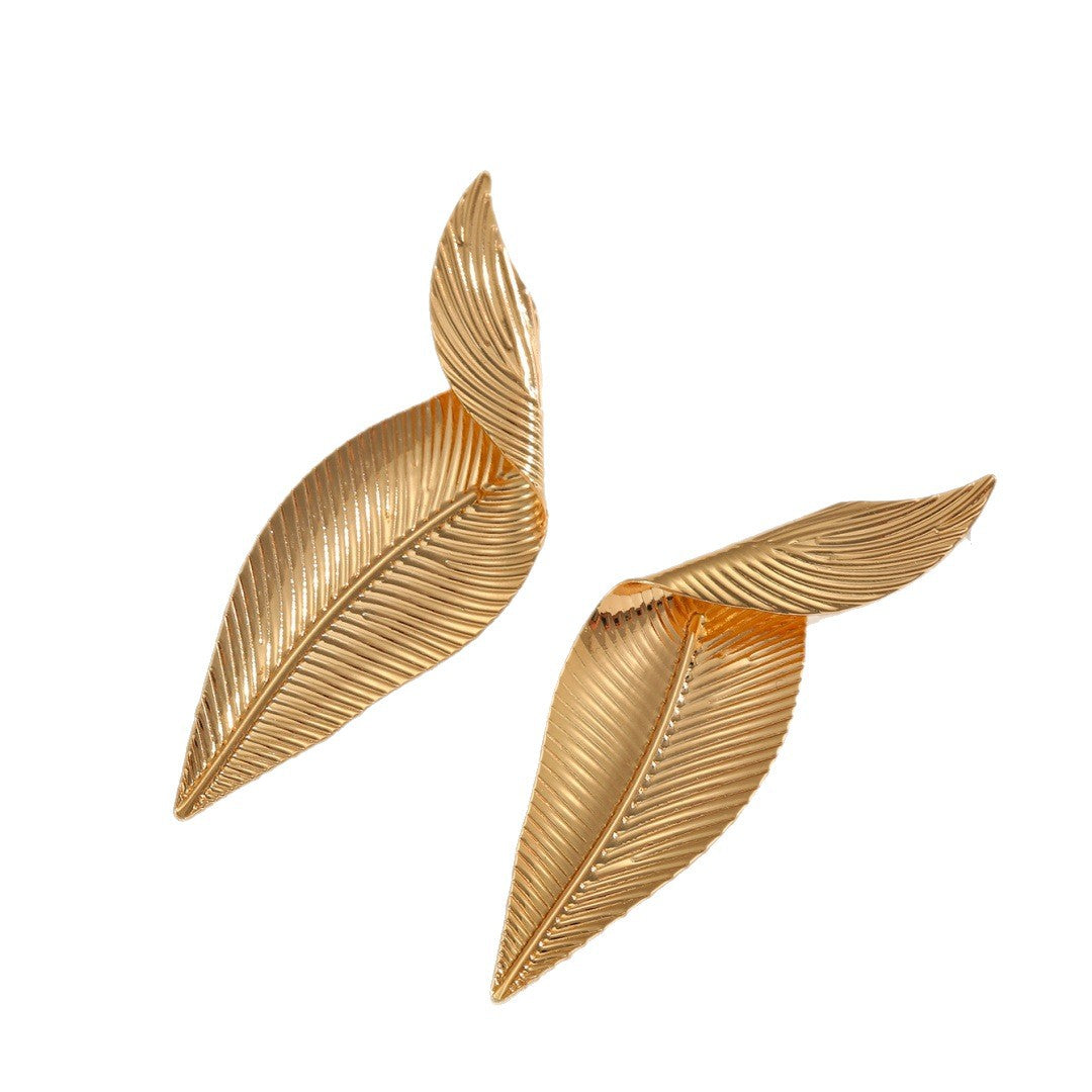Damen Ohrringe im eleganten Blattdesign Shop Nory