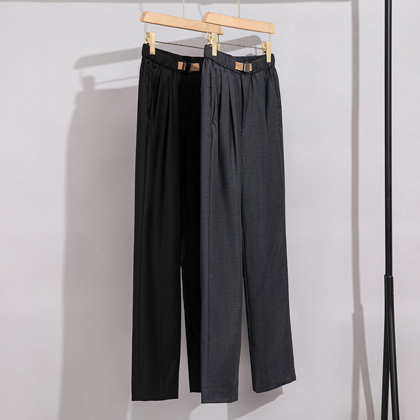 Damen Leichte Stoffhose mit elastischem Bund, Bundfalten und geradem Bein Shop Nory
