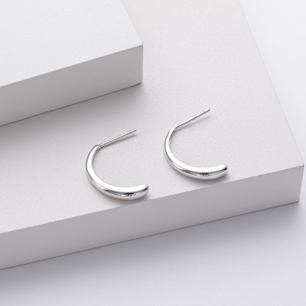 Damen Ohrhängerde mit elegantem geschwungenen Design Shop Nory