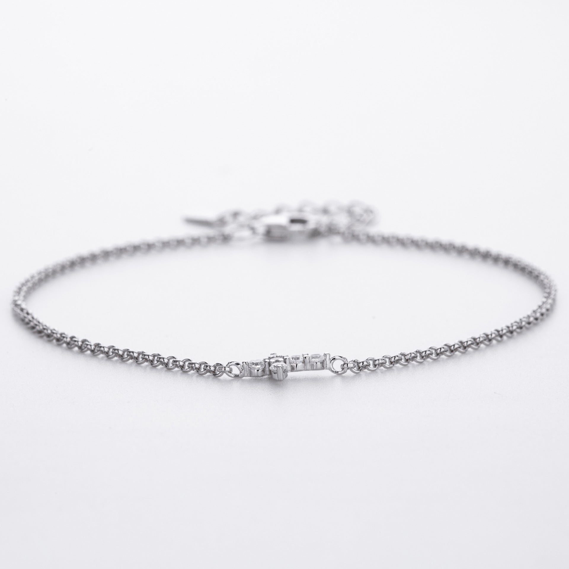 Damen Zarte Armbanduhr aus 925 Sterling Silber mit Funken von Zirkon Shop Nory