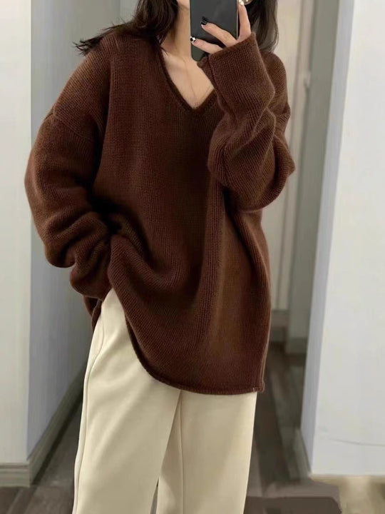 Damen Oversize V‑Ausschnitt Pullover im Mohair‑Look mit überschnittener Schulter und gerundetem Saum Shop Nory