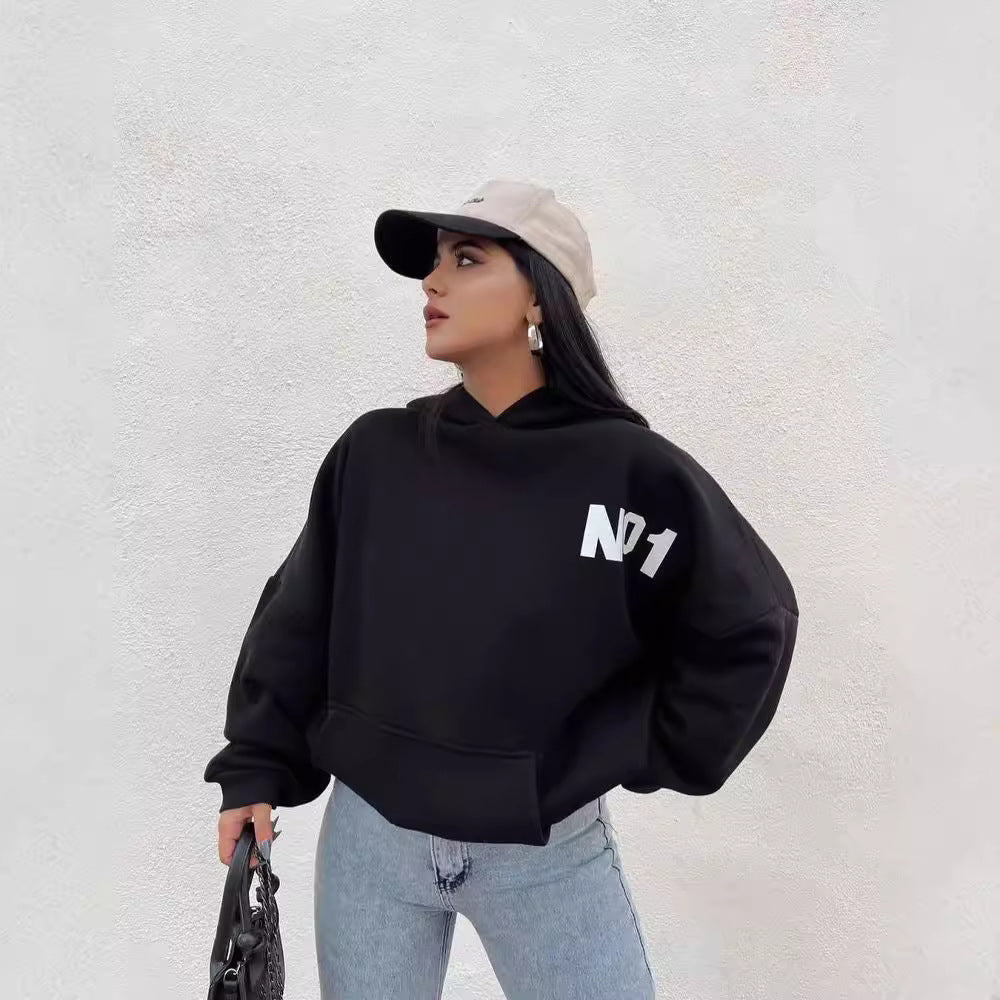 Damen Oversized Cropped Hoodie mit großem Lettering, Kapuze und relaxed Fit Shop Nory