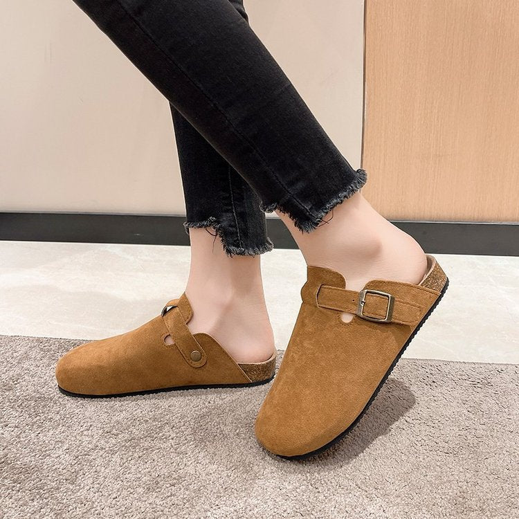 Damen Geschlossene Veloursleder-Mules mit verstellbarem Schnallenriemen und ergonomischer Komfortsohle Shop Nory