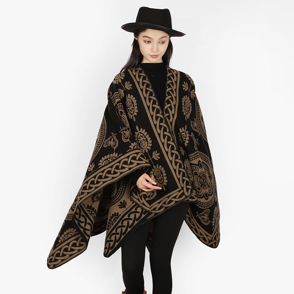 Damen Oversize-Cape mit ornamentalem Jacquard und asymmetrischem Zipfelsaum Shop Nory