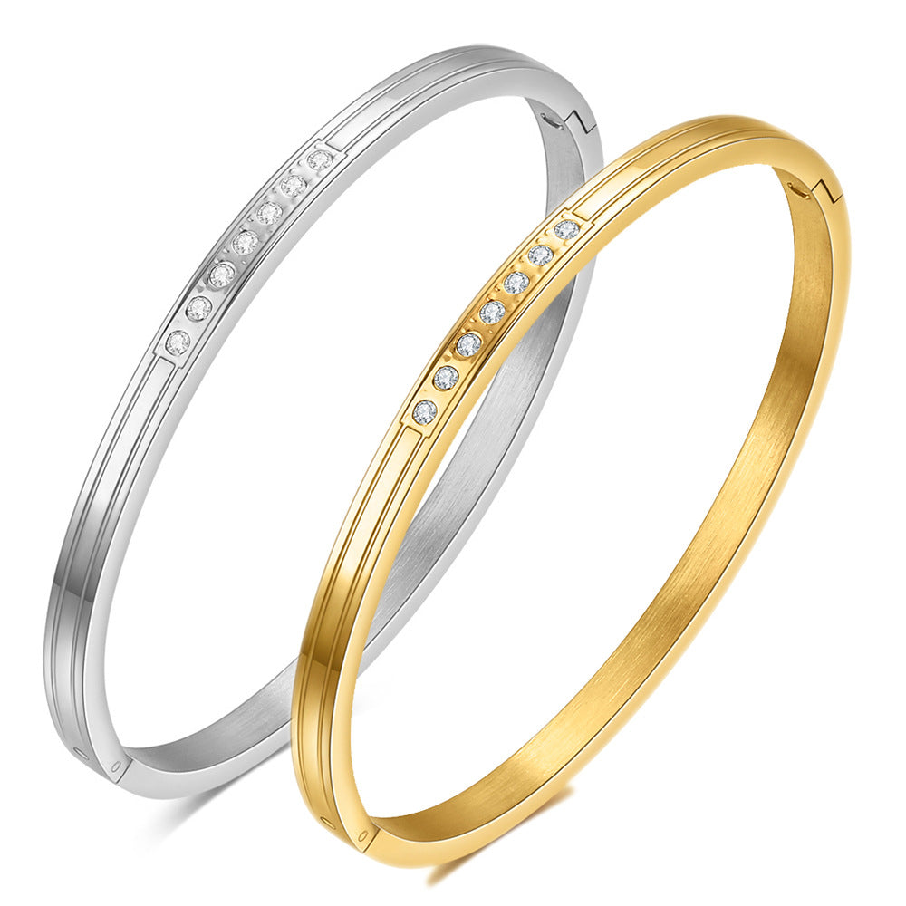 Damen Armreif aus Edelstahl mit filigranem Zirkonia-Besatz Shop Nory