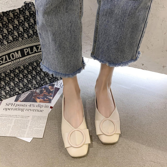 Damen Elegante Slipper-Ballerinas mit quadratischer Zehenpartie und dekorativer Rundschließe Shop Nory