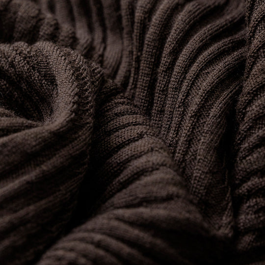 Damen Schlanker Feinstrick-Rollkragenpullover mit wellenförmiger Rippstruktur Shop Nory