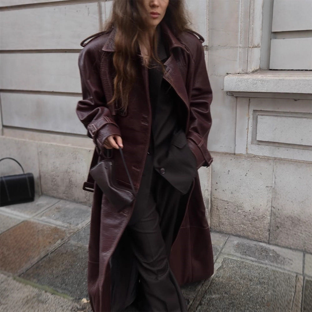 Damen Langer Trenchcoat aus Lederimitat mit Oversize-Schultern und taillierter Silhouette Shop Nory
