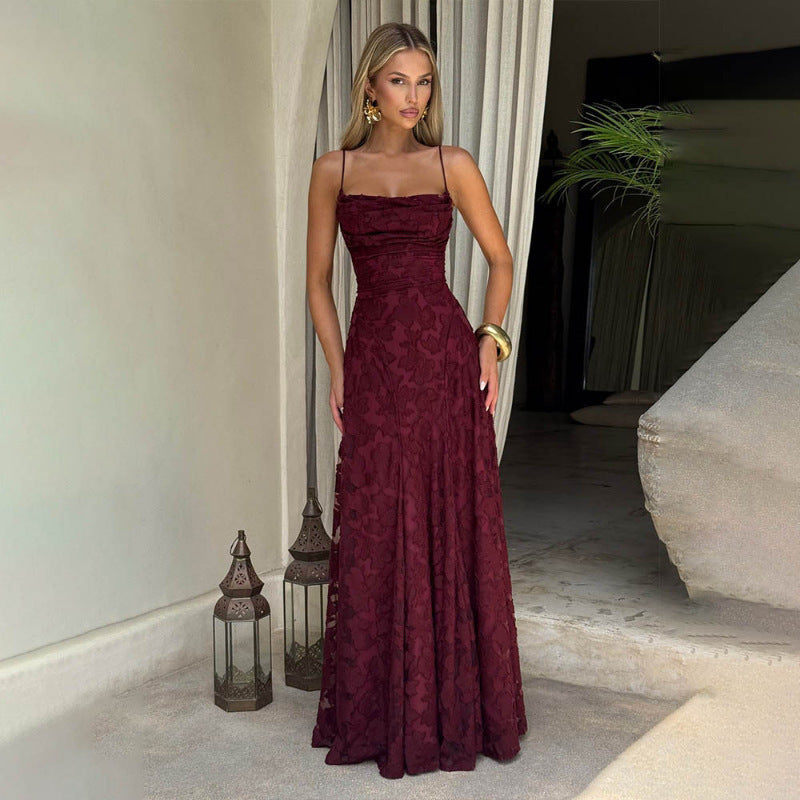 Damen Elegantes und figurumspielendes Abendkleid mit floralen Applikationen