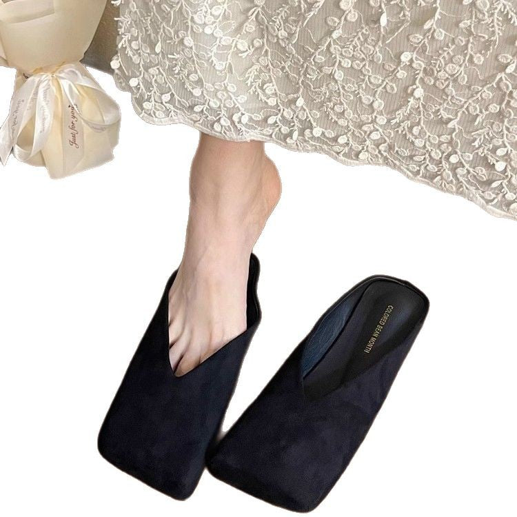 Damen quadratische Samt‑Mules mit V‑Ausschnitt und gepolstertem Komfortfußbett Shop Nory