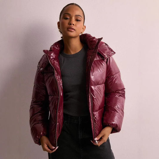 Damen Stepp-Pufferjacke mit Kapuze, hohem Stehkragen und Zwei-Wege‑Reißverschluss Shop Nory
