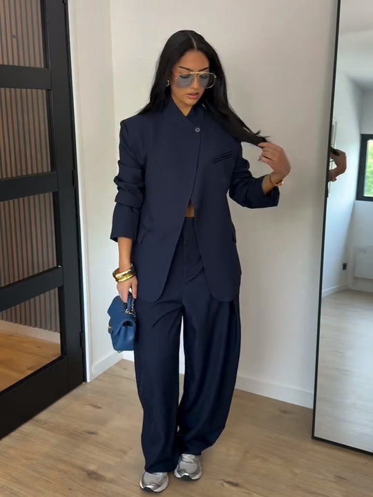 Damen Zweiteiliges Oversize-Sakko mit Stehkragen und weite Bundfaltenhose Shop Nory