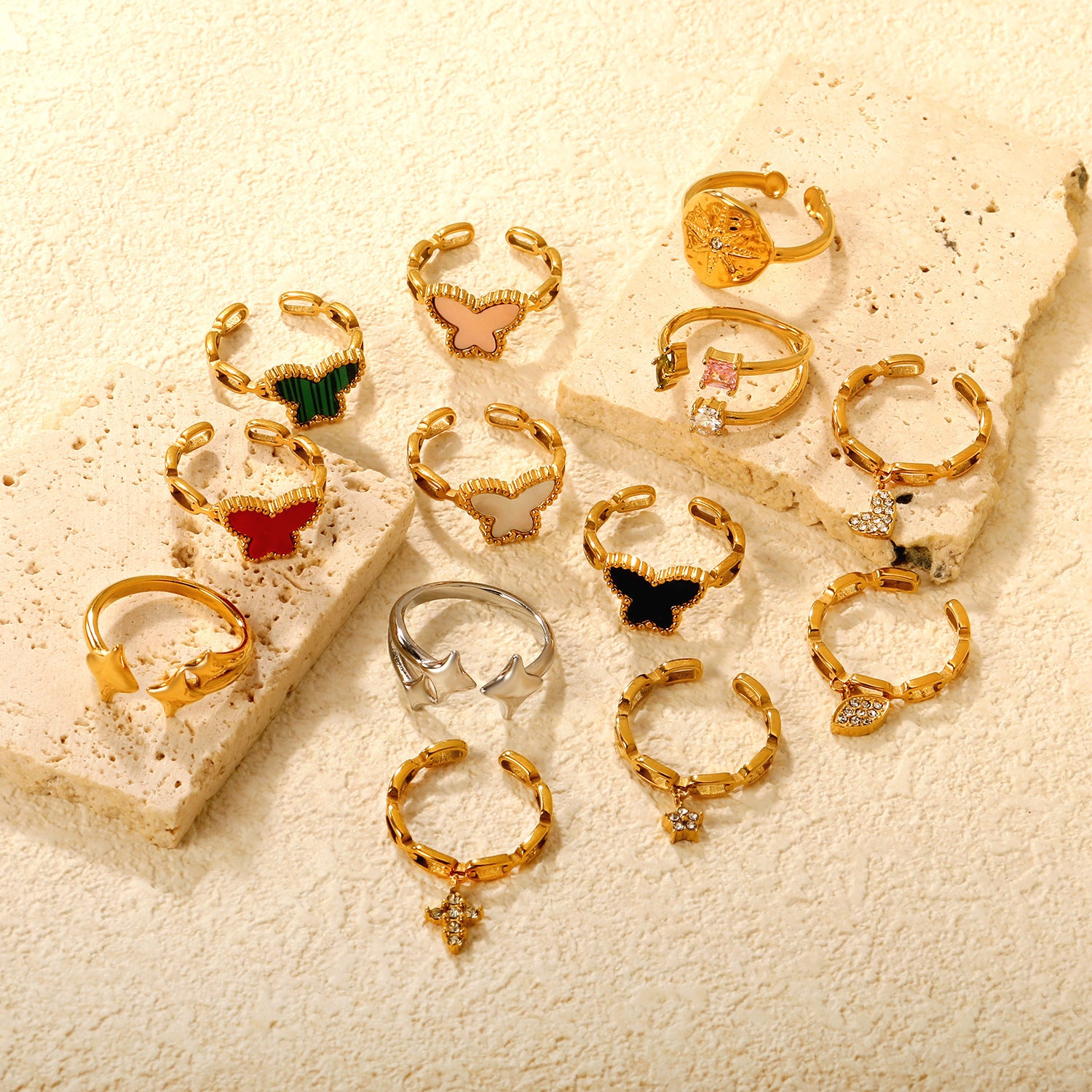 Damen Ring mit innovativem, geschwungenem Design und elegantem Glanz Shop Nory