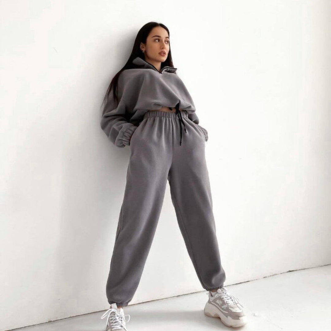 Damen Relax-Fleece-Set mit Stehkragen-Halbzip und geraffter High-Waist-Hose Shop Nory