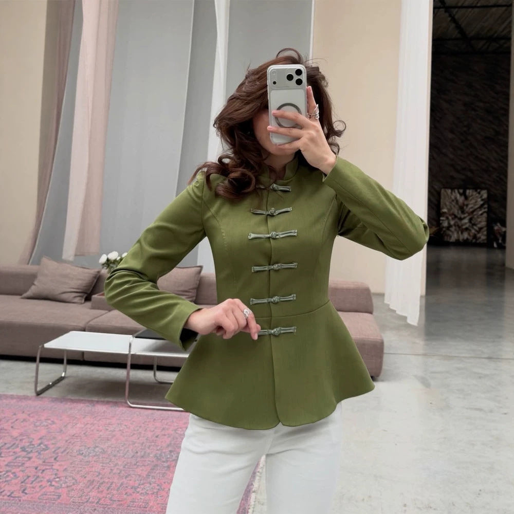 Damen Taillierte Militärinspirierte Jacke mit Stehkragen, Kordelverschlüssen und Schößchen Shop Nory