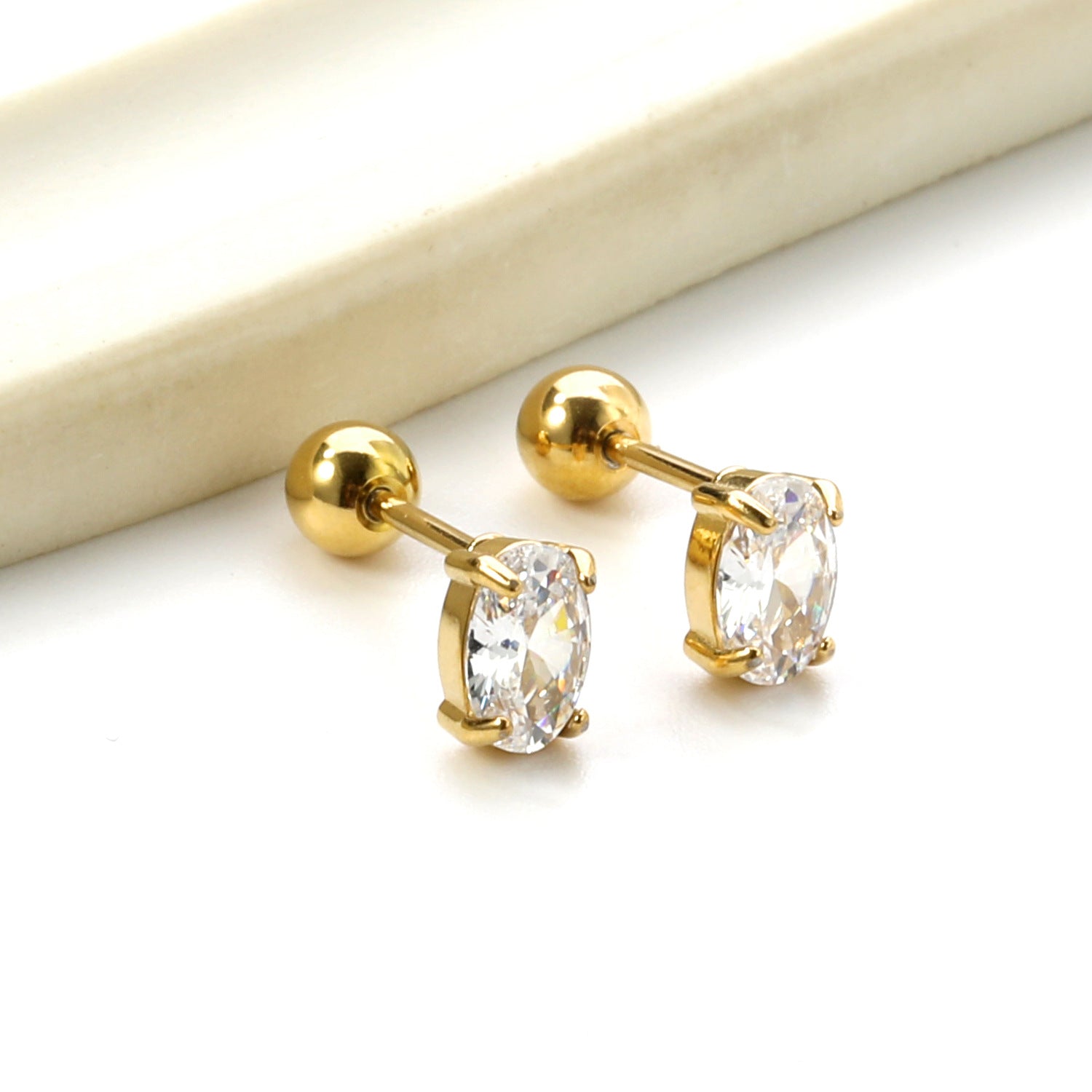 Damen edelsteinschmuck Ohrstecker mit funkelndem Zirkon Shop Nory