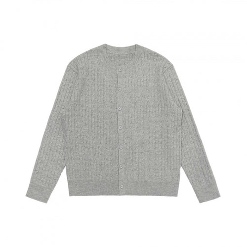 Unisex Kurz geschnittene Zopfstrick-Cardigan mit Rundhalsausschnitt und Perlmuttknöpfen Shop Nory