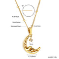Damen Halskette mit mondförmigem Anhänger aus goldplattiertem Edelstahl und funkelndem Zirkonia Shop Nory