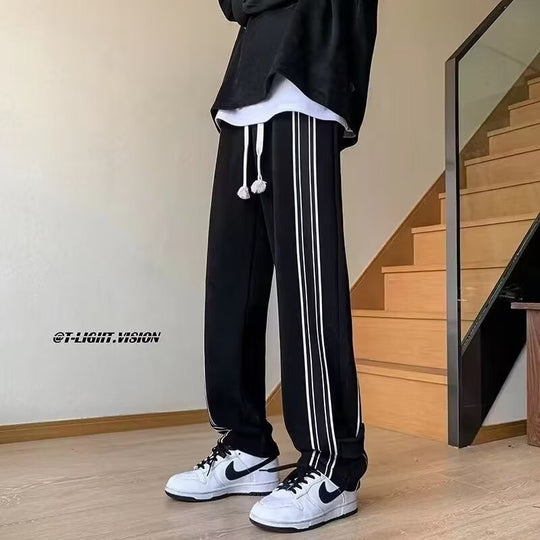 Herren Modische Relaxed-Fit Jogginghose mit seitlichen Streifen Shop Nory