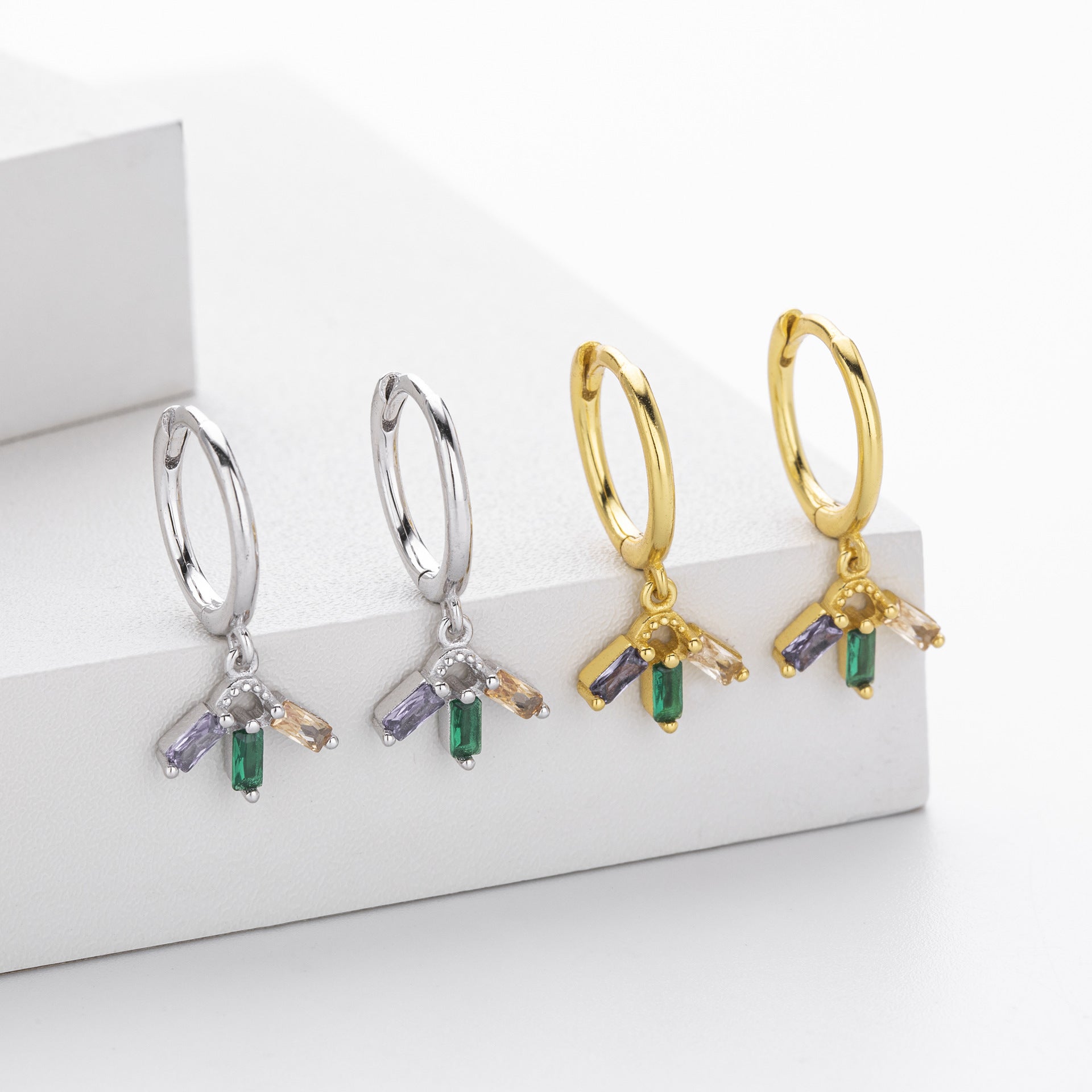 Damen Ohrhänger mit buntem Zirkon-Anhänger und modernem Design Shop Nory