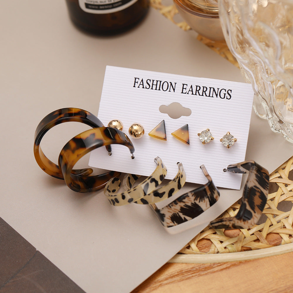 Damen Ohrringe Set mit verschiedenen Designs und kreativen Formen Shop Nory