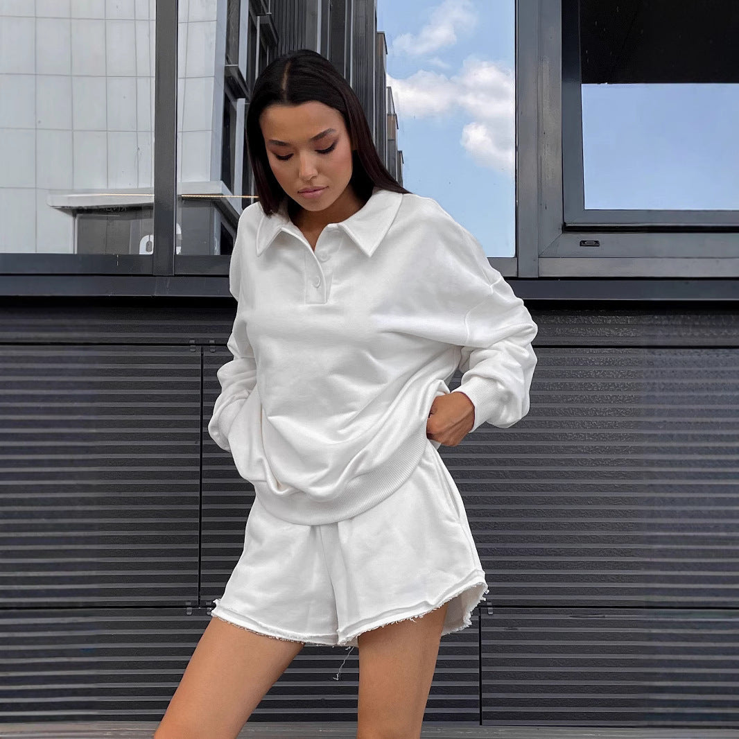 Damen Polo-Sweatshirt und fransige High-Waist Lounge-Shorts Set Shop Nory