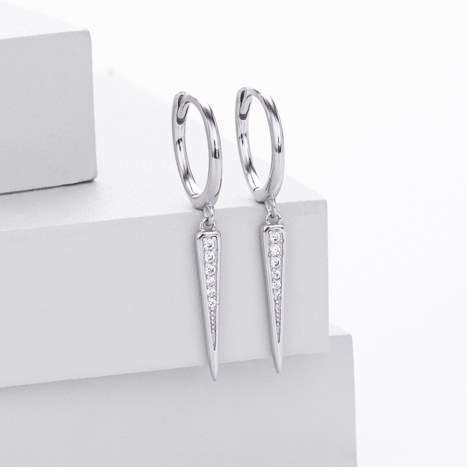 Damen Ohrhänger mit eleganten Zirkon-Akzenten und hochwertigem 925 Sterling Silber Shop Nory