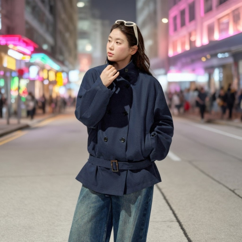 Damen Kurztrenchcoat mit taillierendem Gürtel und doppeltreiher Knopfleiste Shop Nory