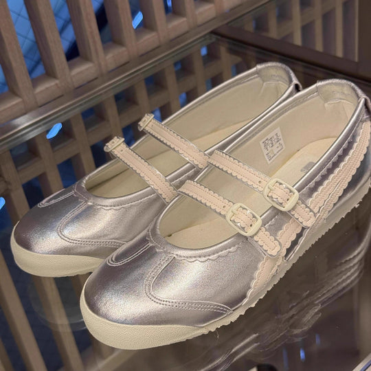 Damen Ballerinas mit verspieltem Riemendesign und hochwertiger Lederoberfläche