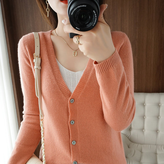 Damen Leichter V‑Ausschnitt-Cardigan aus Kaschmir‑Mix mit feiner Rippkante Shop Nory