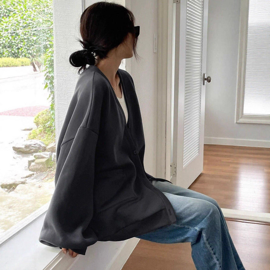 Damen Oversized Sweatcardigan mit Knopfleiste, aufgesetzten Taschen und überschnittener Schulter Shop Nory