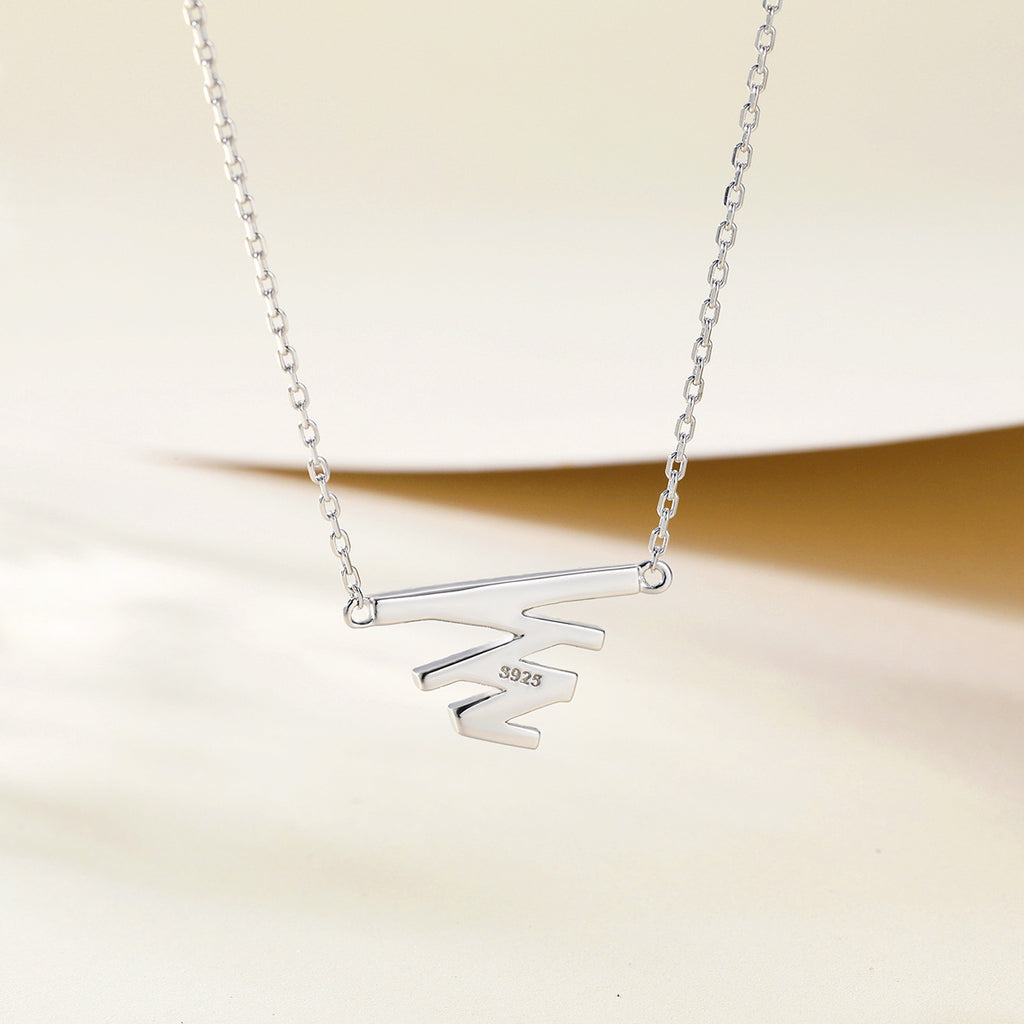 Damen Halskette mit modernem Design und funkelndem Zirkonia-Besatz Shop Nory