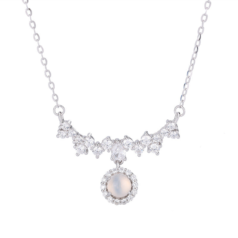 Damen filigrane Halskette mit strahlendem Edelstein und funkelnden Zirkonia Shop Nory
