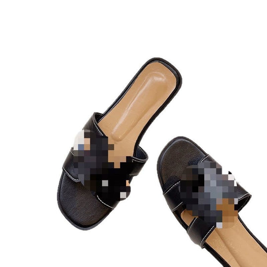 Damen Flache Lederoptik-Pantoletten mit gepolstertem Fußbett und Cut-Out Zierriemen Shop Nory