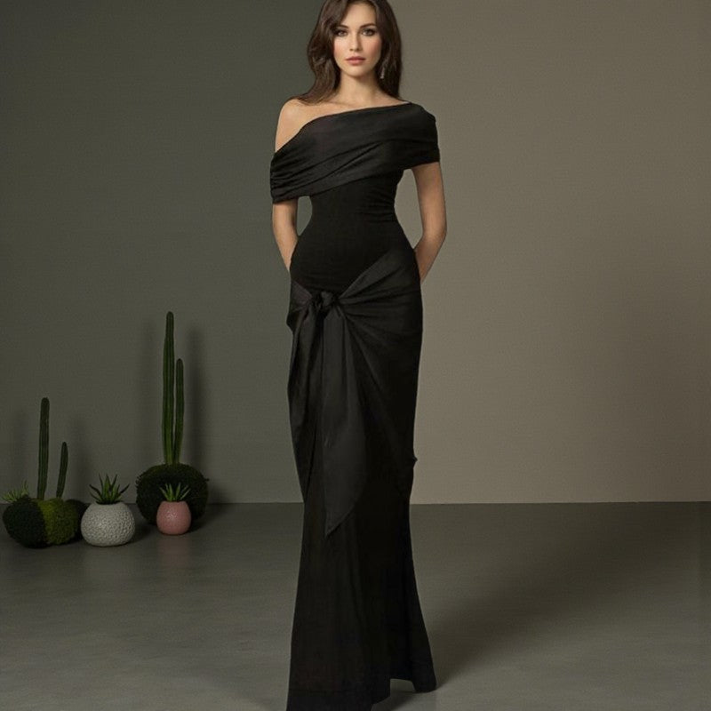 Damen Langarm Maxikleid mit asymmetrischem Schnitt und dekorativen Drapierungen