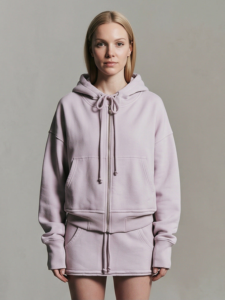 Damen Kapuzen-Sweatjacke im Cropped-Schnitt mit durchgehendem Reißverschluss, Kängurutaschen und verlängerten Ärmelbündchen Shop Nory