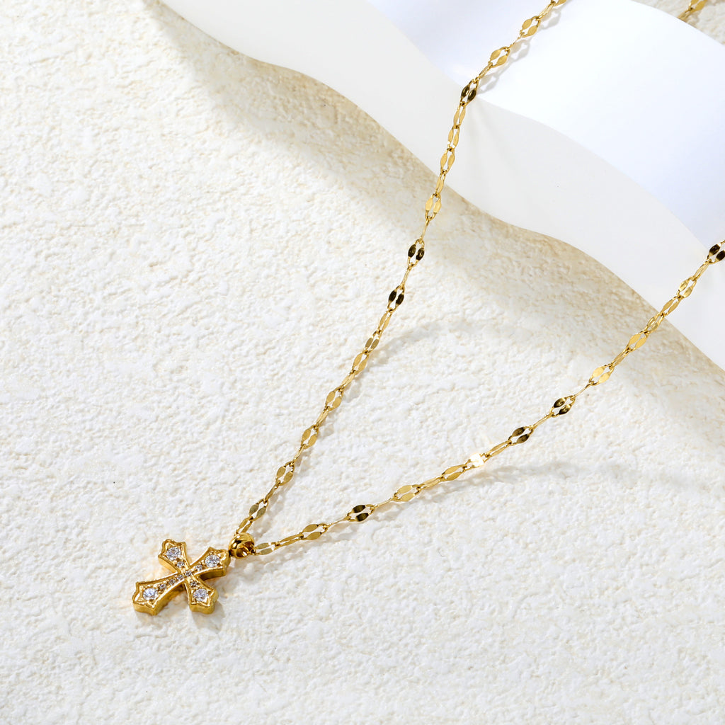 Damen Halskette mit Kreuz-Anhänger und funkelnden Zirkonia Shop Nory