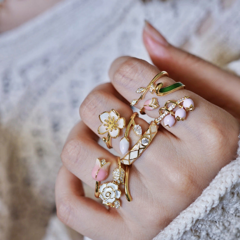 Damenring mit elegantem geometrischen Design und Zirkonia-Shop Nory