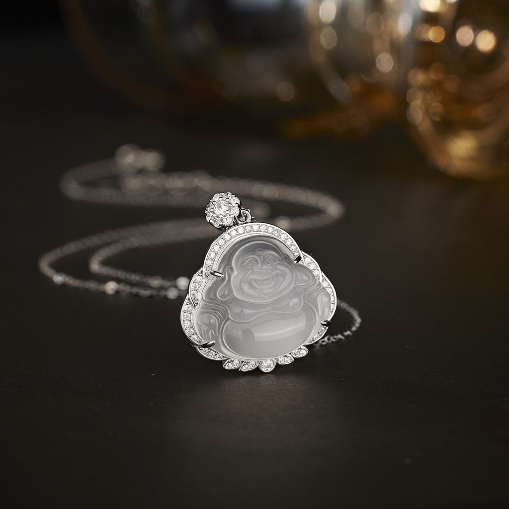 Damen Anhänger mit Buddha-Motiv aus hochwertigem Halbedelstein und funkelnden Zirkonia Shop Nory