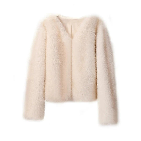 Damen Kurzjacke aus luxuriösem Hochflor‑Faux‑Fur mit kastiger Silhouette und voluminösen Ärmeln Shop Nory
