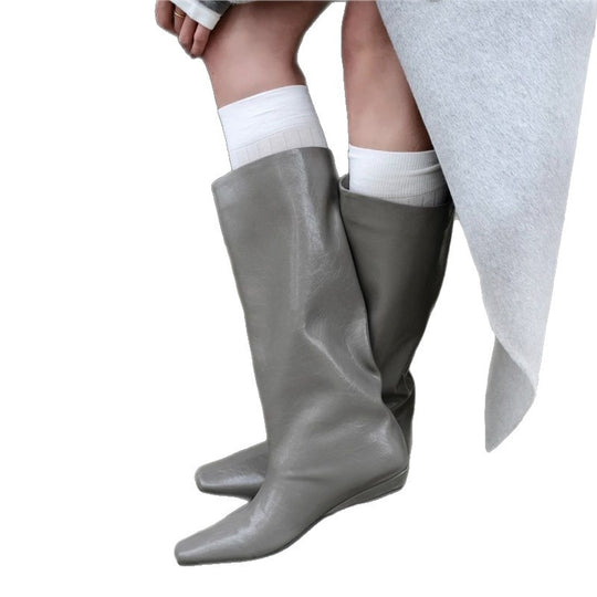Damen Weiche kniehohe Slouch-Boots mit spitzer Zehenform und ergonomischer Flachsohle Shop Nory