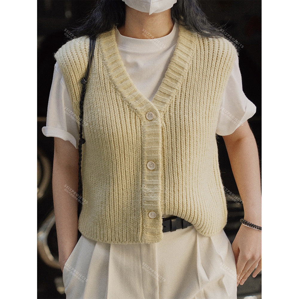 Damen Gerippte Strickweste mit V-Ausschnitt und Knopfverschluss Shop Nory