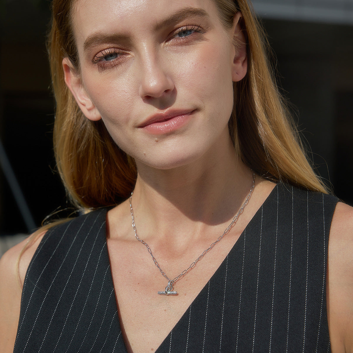 Damen Halskette mit elegantem Anhänger und wasserfestem Design Shop Nory