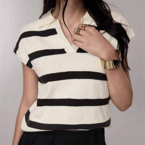 Damen Gestreiftes Kurzarm-Stricktop mit V-Kragen und überschnittener Schulter Shop Nory