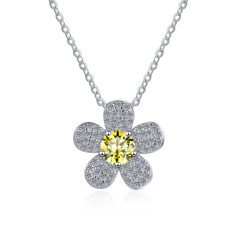 Damen Halskette mit floralen Anhänger und funkelnden Kristallen Shop Nory