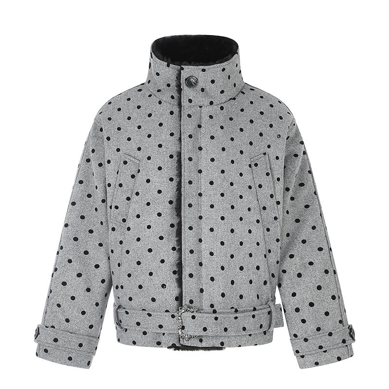 Damen Kurz geschnittene gesteppte Jacke mit Stehkragen und Taillenriemen Shop Nory