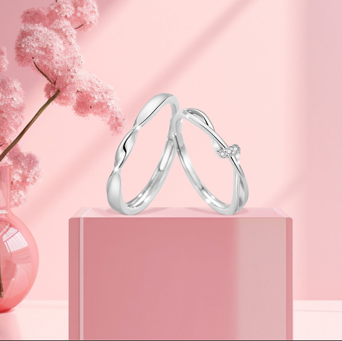 Damenring mit geschlungenem Design und funkelndem Zirkonia Shop Nory