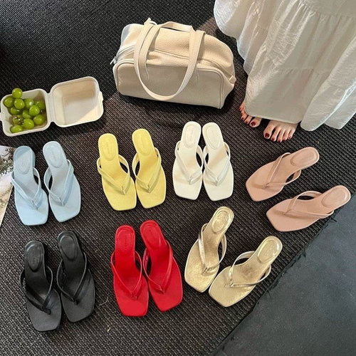 Damen modische Flip-Flops mit elegantem Absatz und komfortablem Fußbett Shopnory
